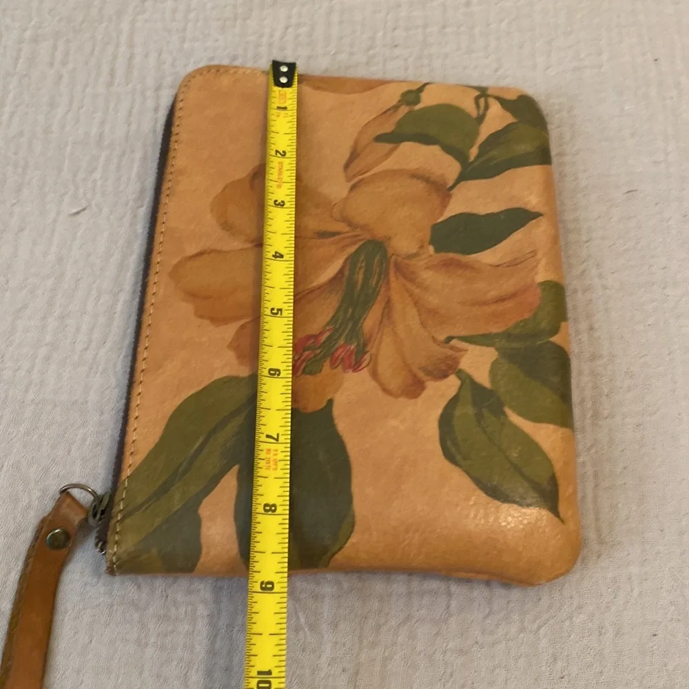 Patricia Nash Leather Floral Leather Wristlet